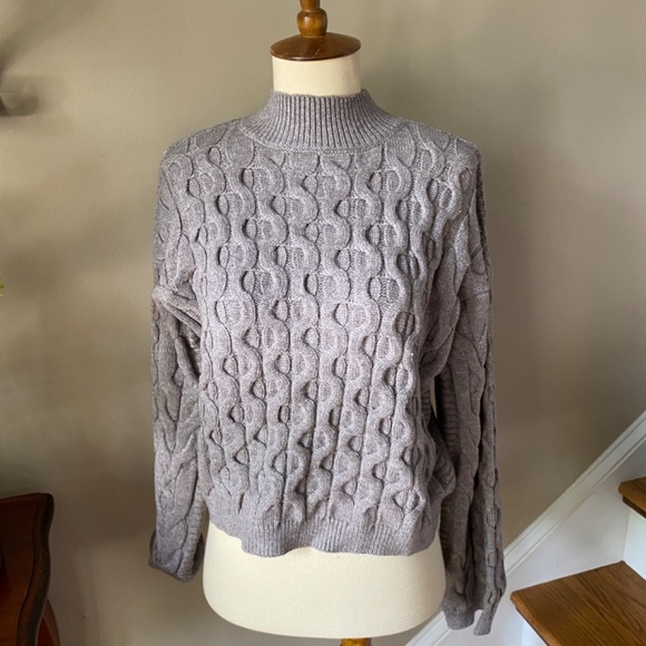 NWT Anthropologie Grey  4SI3NNA Long Sleeve Cropped Cable Sweater Small - Picture 4 of 7